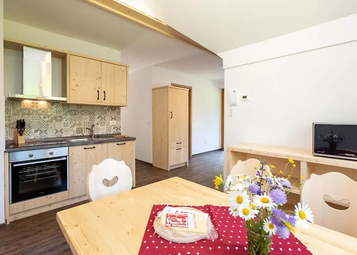 Apartman The Woodland Nook - Comfort Two Bedroom With Balcony *